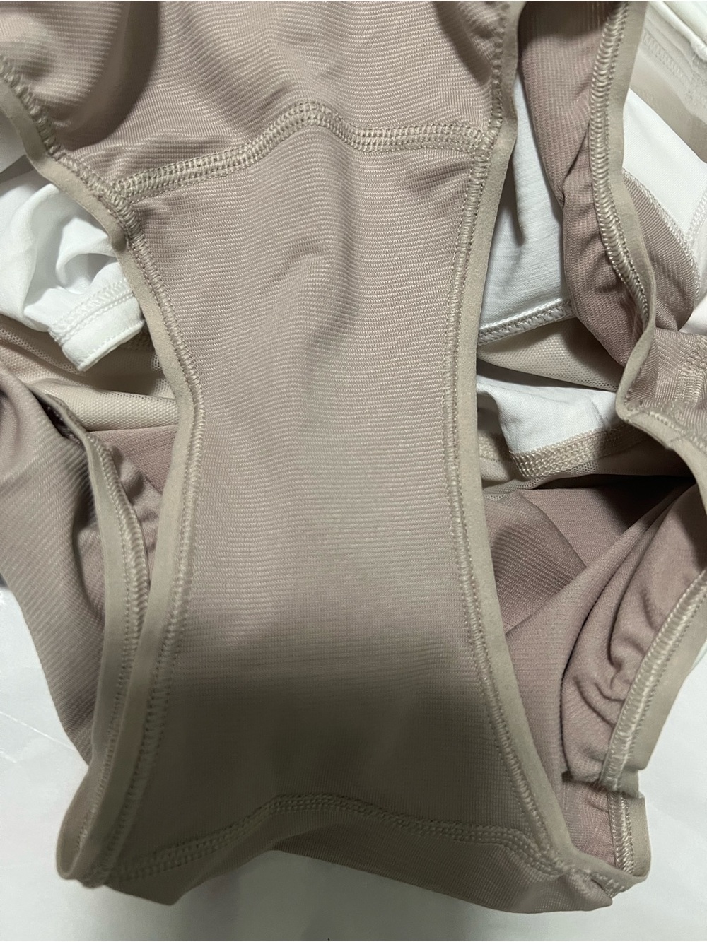 Lululemon Speed Up Shorts 4" White Size 6 NWT Women's Running - Picture 4 of 4